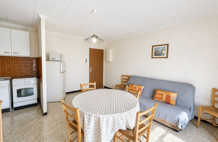 Appartement P2 avec terrasse et parking — photo 3