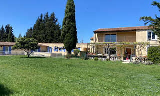 Maison 10 Pièces 250 m² à vendre à L'Isle-sur-la-Sorgue (84800)