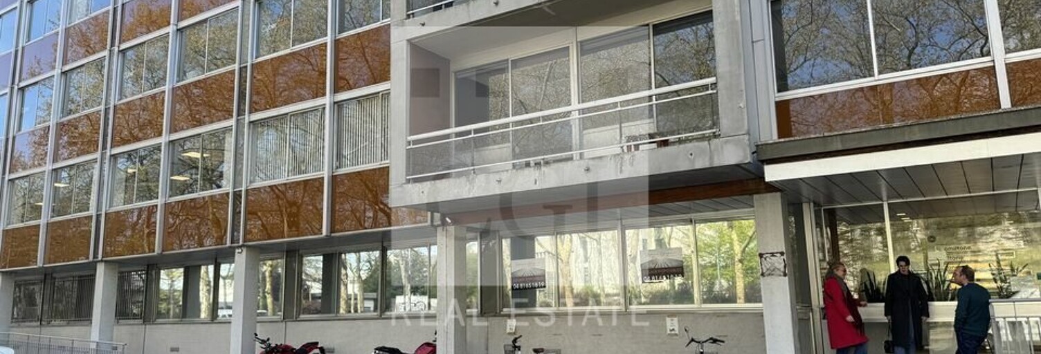 Bureau  68 m² à louer à Villeurbanne (69100)