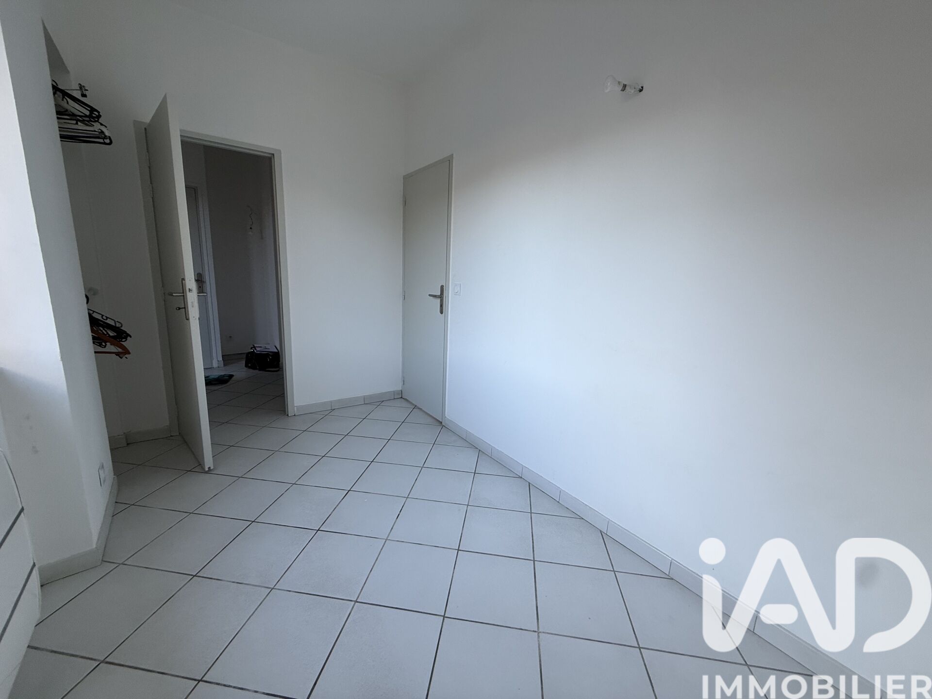 Location Appartement 2 pièces - Photo 3