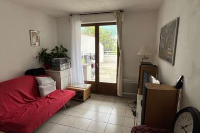 Appartement 2 pièces 758 €