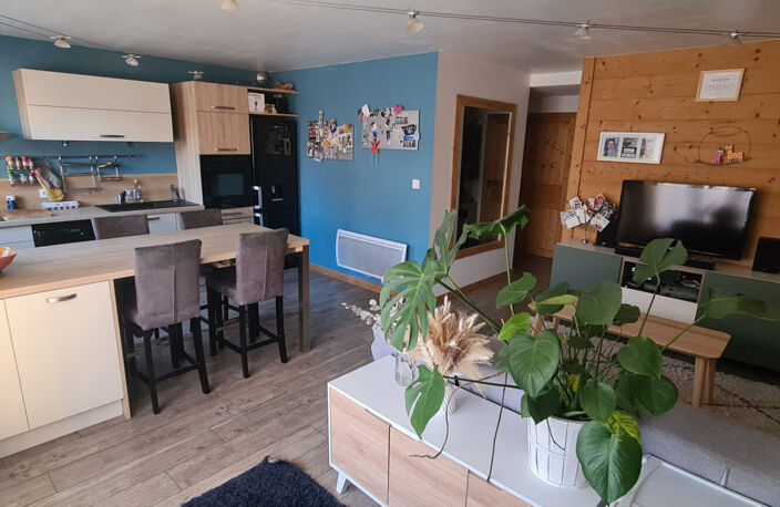 FAVERGES. APPARTEMENT 3 PIECES AVEC CAVE — photo 3