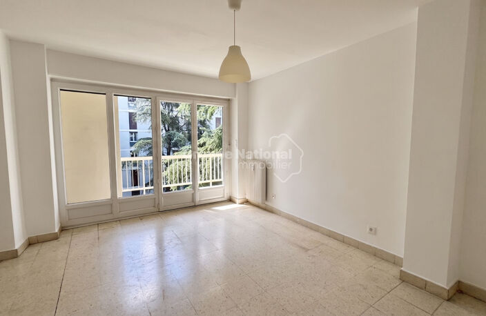 Appartement P4 de 84,7 m² avec terrasse, cave et ascenseur - Résidence L'Occident — photo 4