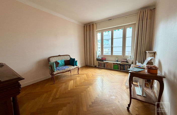 LYON 6, TRIANGLE D'OR, 67.09m², ETAGE ELEVE, BALCON — photo 2