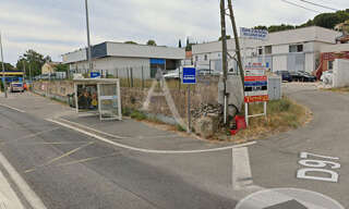Commerce  96 m² à louer à Solliès-Ville (83210)