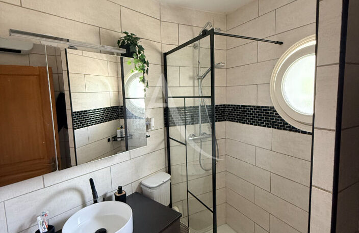Appartement meublé Le Pradet 3 pièce(s) 65 m2 — photo 5