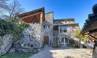 Maison 9 Pièces 285 m² à vendre à Saint-Martin-sur-Lavezon (07400)