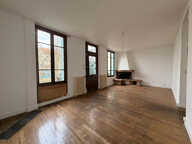 CHARMANTE MEULIERE ATYPIQUE AVEC LOCAL COMMERCIAL DE 100M2 — photo 2