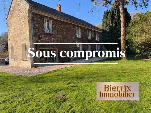 Maison 9 pièces 247 m² à Valmondois — photo du bien