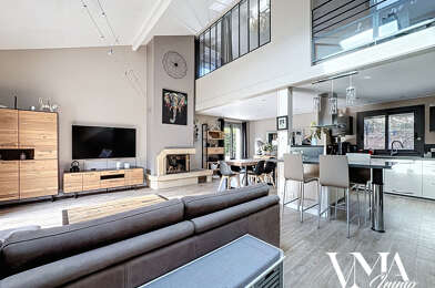 Maison 5 pièces 549000 €