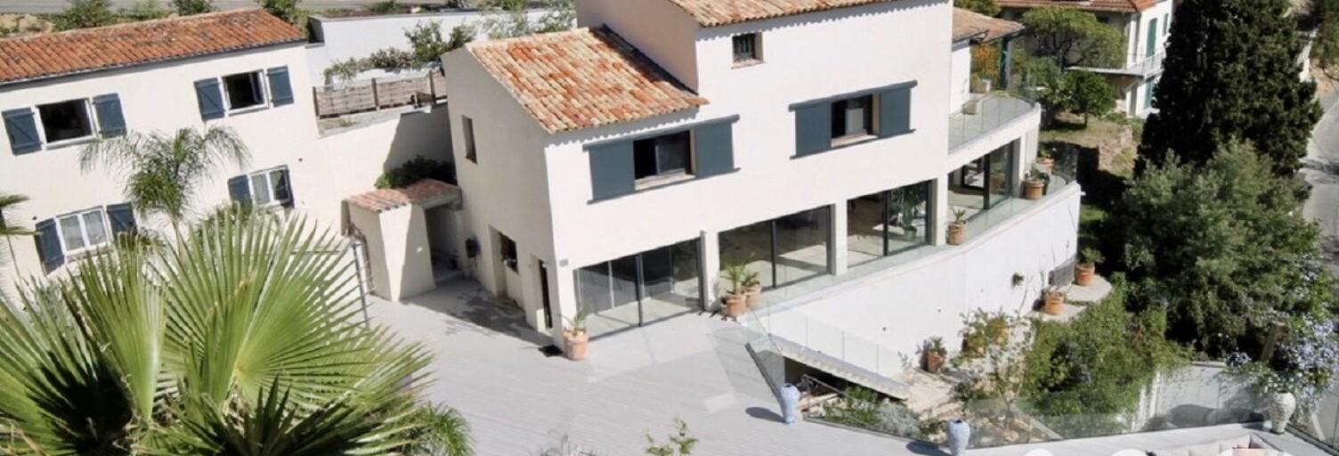 Maison 10 Pièces 348 m² à vendre à Mandelieu-la-Napoule (06210)