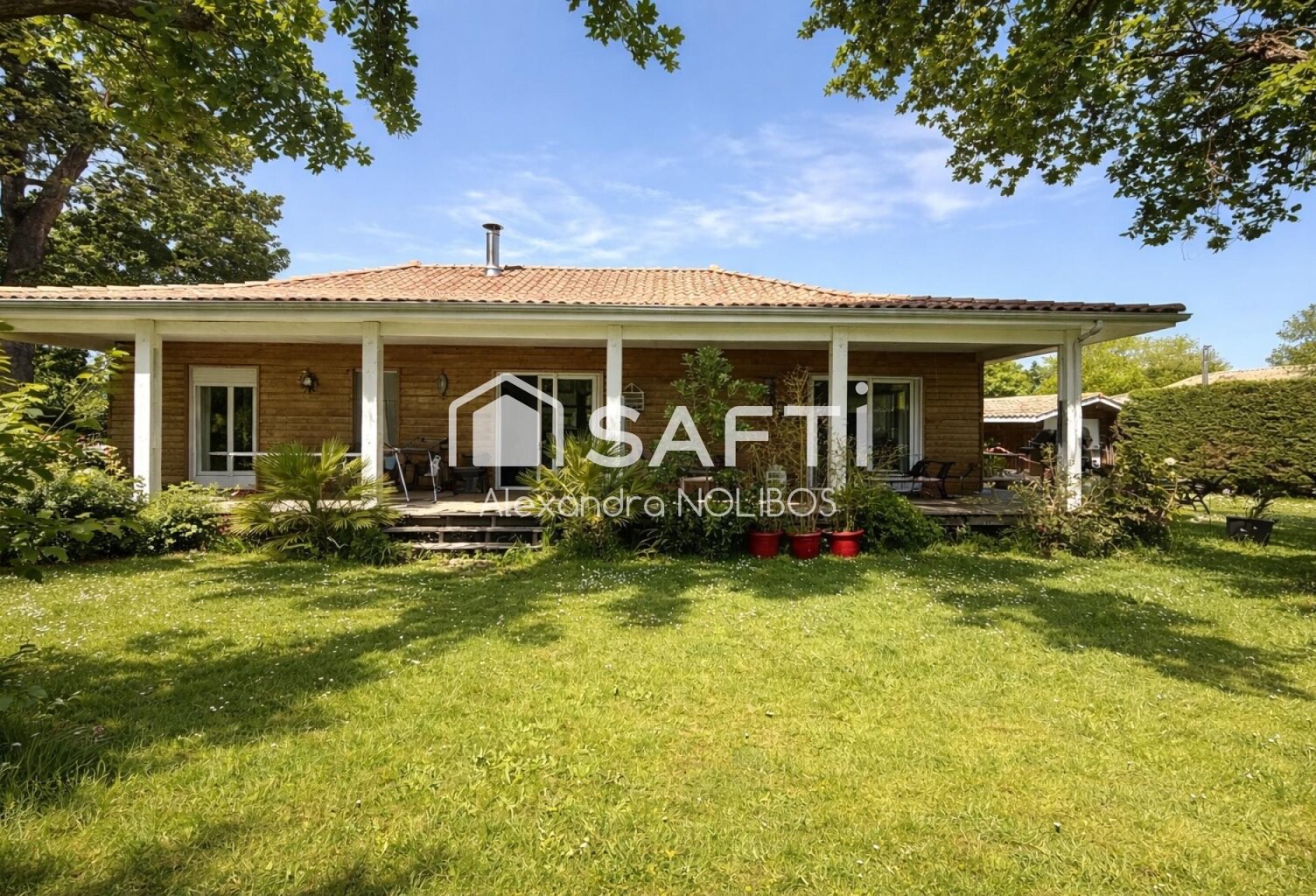 Maison familiale au calme avec un jardin arboré. — photo 1