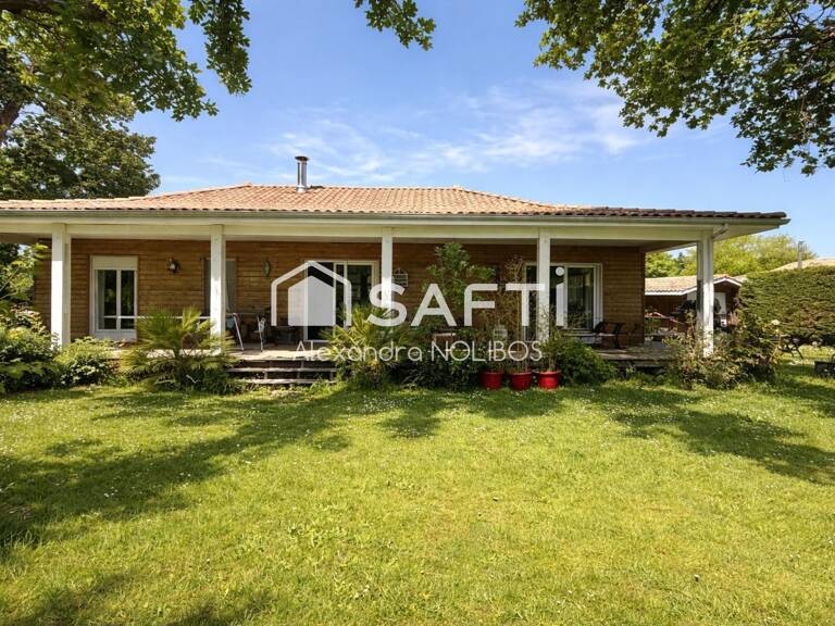 Maison familiale au calme avec un jardin arboré. — photo 1