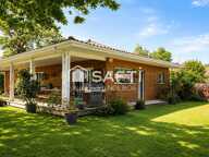 Maison familiale au calme avec un jardin arboré. — photo 2