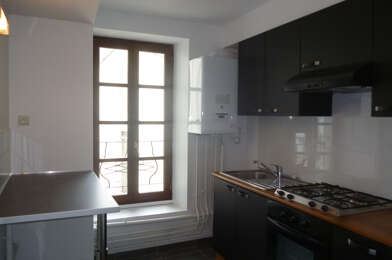 Appartement 3 pièces 670 €