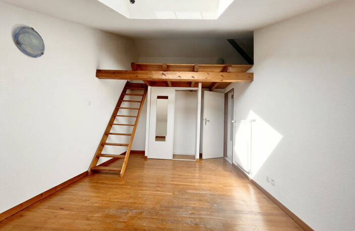 T3 lumineux de 84 m2 habitable en dernier étage - Saint Martin d'Hères - Avenue Jean Jaurès — photo 5