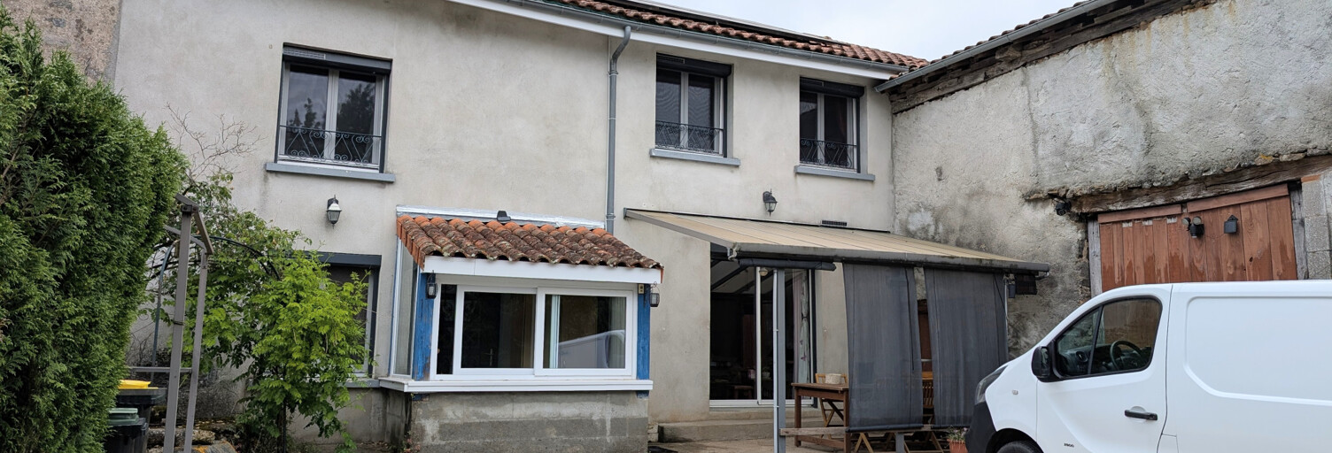 Maison 4 Pièces 116 m² à vendre à Exideuil-sur-Vienne (16150)