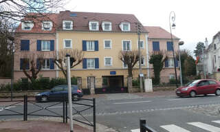 Garage  10 m² à louer à Brunoy (91800)