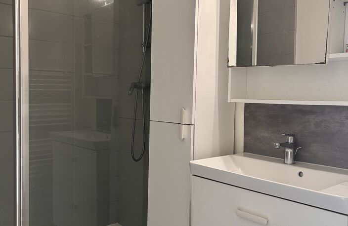 Vente Appartement 3 pièces — photo 3