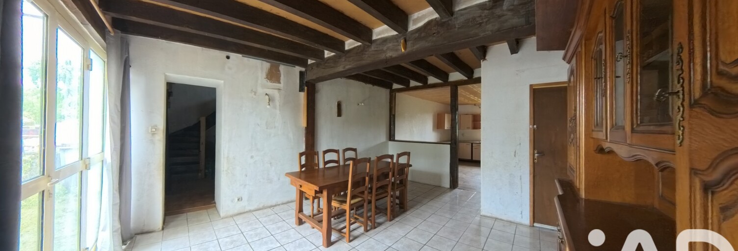 Maison 8 Pièces 155 m² à vendre à Saint-Gérand-le-Puy (03150)