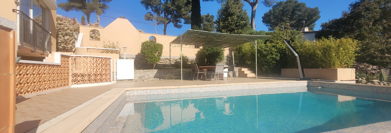Maison 9 Pièces 239 m² à vendre à Carqueiranne (83320)