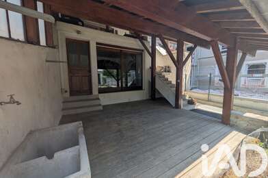 Appartement 3 pièces 130350 €