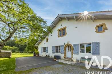 Maison 8 pièces 599550 €