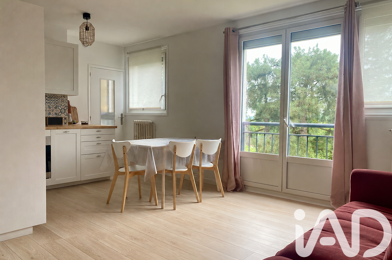 Appartement 3 pièces 898 €