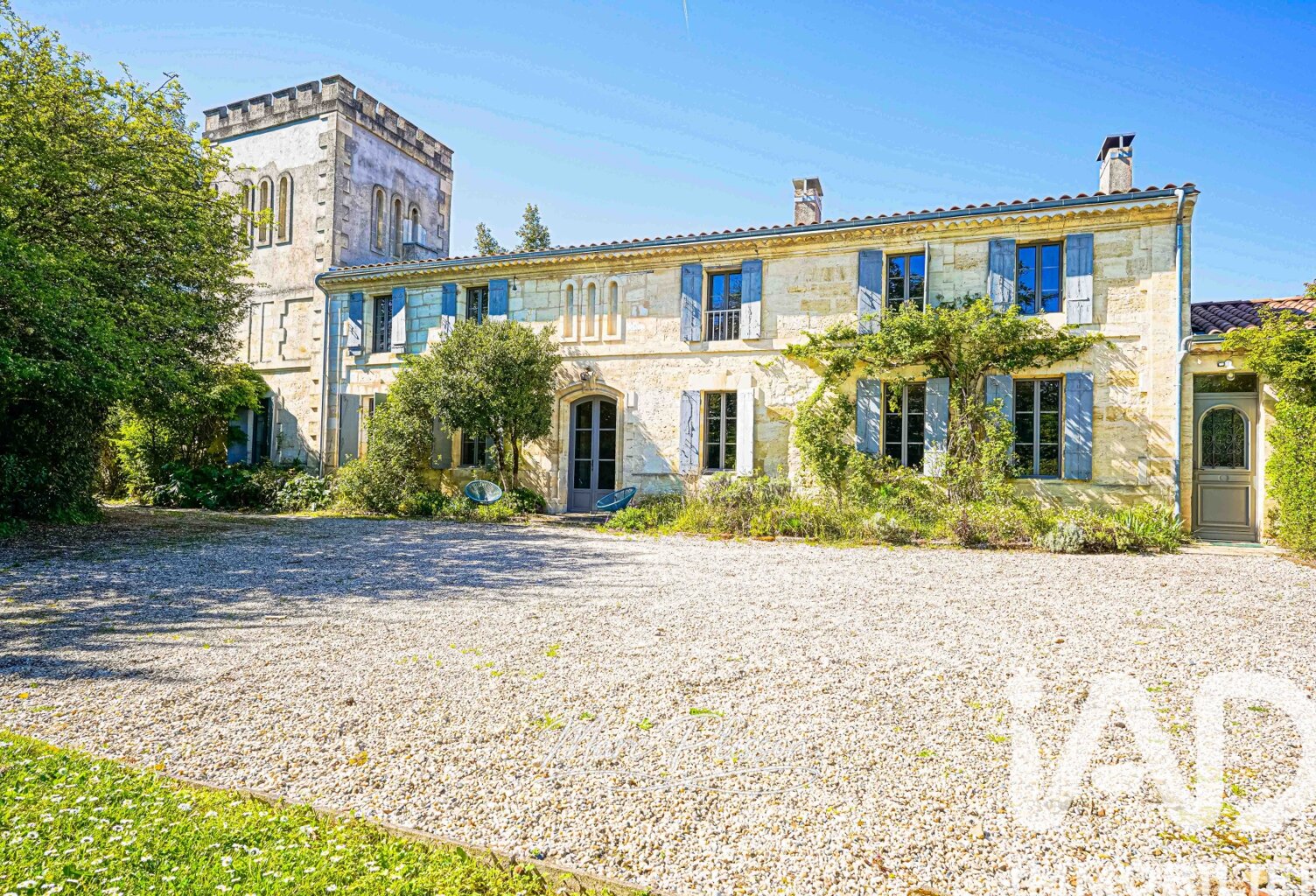 Vente Maison/villa 10 pièces — photo 1