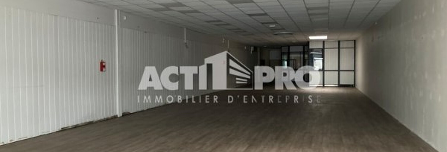 Commerce  329 m² à louer à Le Boulou (66160)
