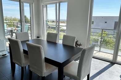 Appartement 4 pièces 285600 €