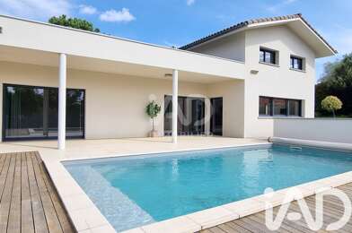Maison 6 pièces 740000 €