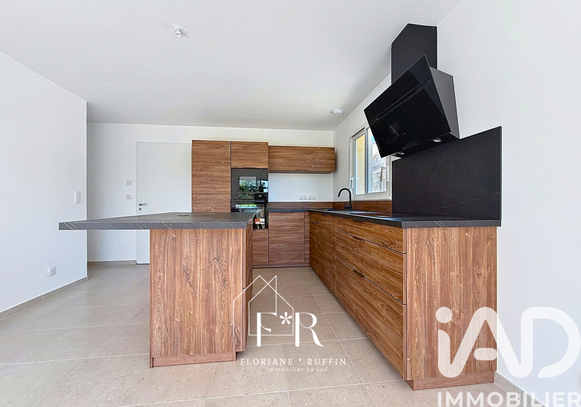 Vente Maison/villa 4 pièces - Photo 3
