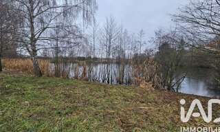 Terrain  11206 m² à vendre à Ay-sur-Moselle (57300)