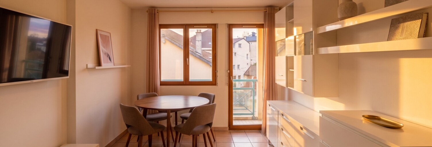 Appartement 2 Pièces 45 m² à vendre à Gex (01170)