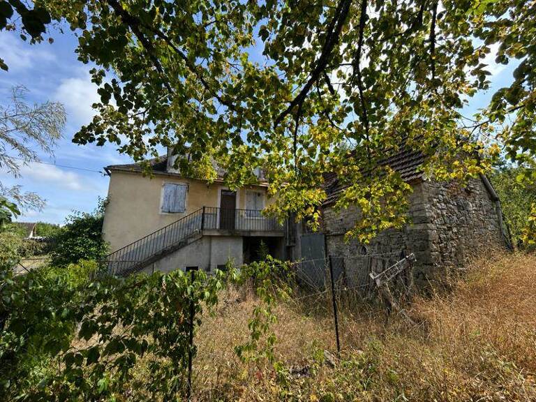 Ferme (tte) de 2 pièces principales — photo 1