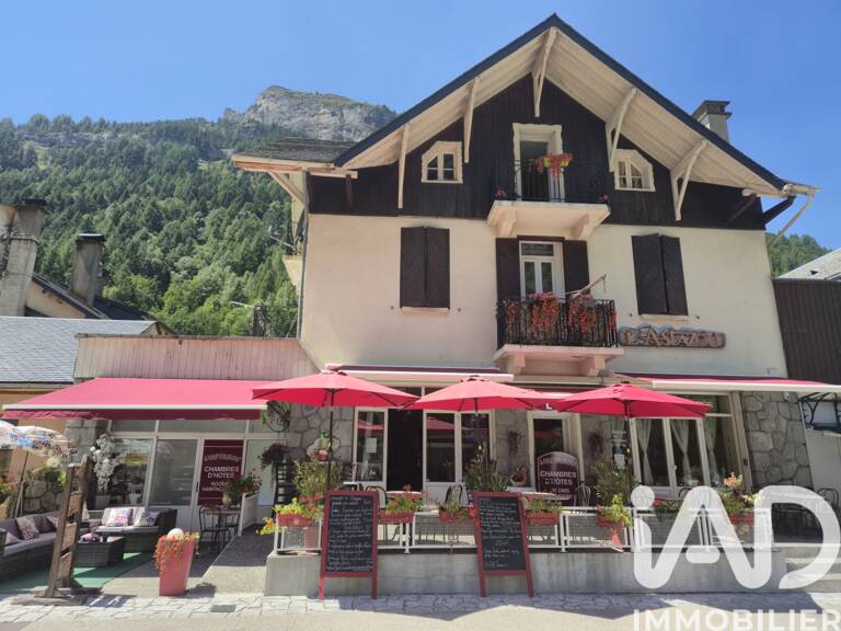 Vente Hôtel 451 m&sup2; — photo 1