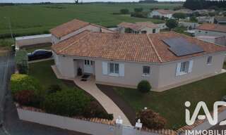Maison 7 Pièces 187 m² à vendre à Saint-Romain-de-Benet (17600)
