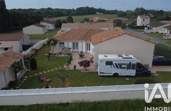 Vente Maison/villa 7 pièces — photo 2