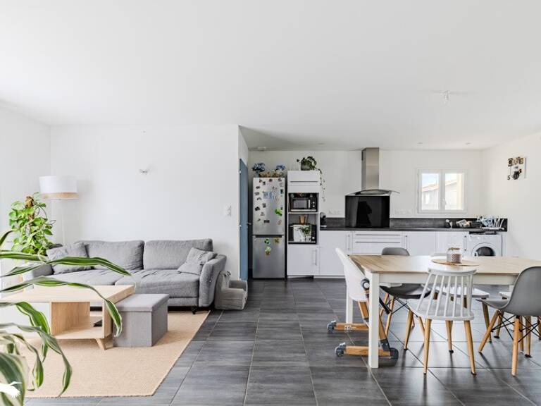 Contemporaine de 4 pièces principales — photo 1