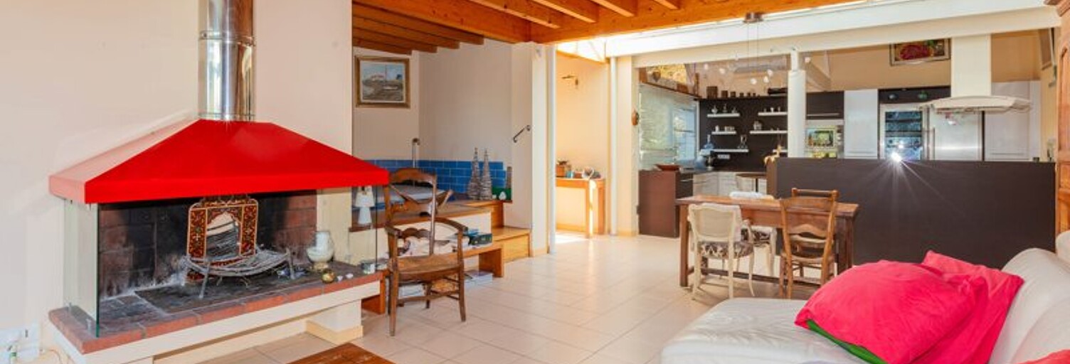 Maison 9 Pièces 243 m² à vendre à Montégut (32550)