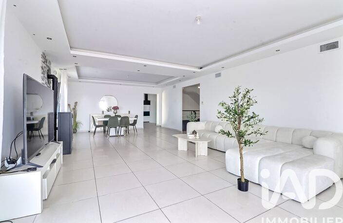 Vente Maison/villa 5 pièces — photo 2