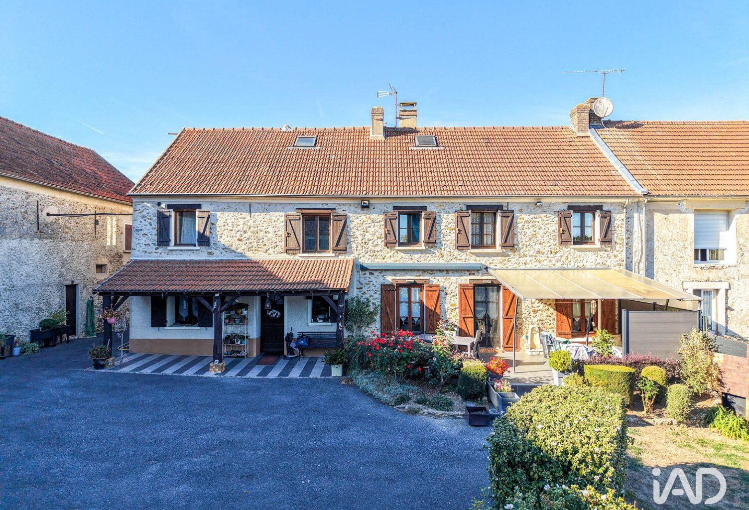 Vente Maison/villa 10 pièces — photo 1