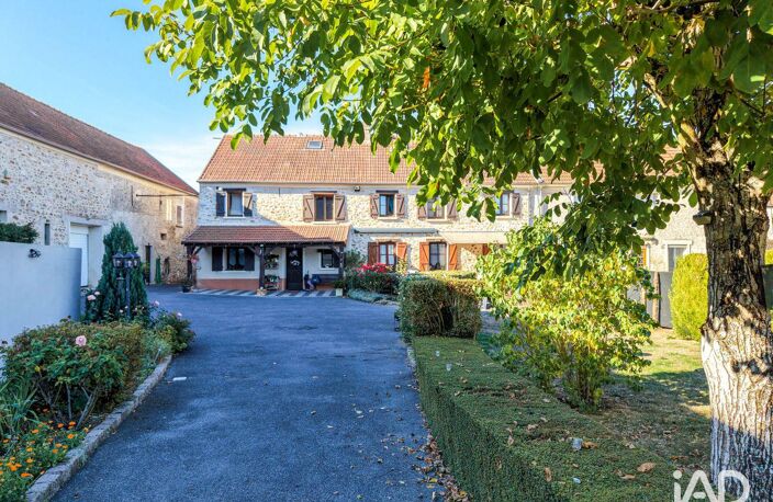Vente Maison/villa 10 pièces — photo 2