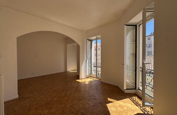 Appartement T3 - Ascenseur - sauna — photo 2