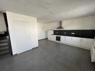 Maison en pierre de 4 pièces principales — photo 2