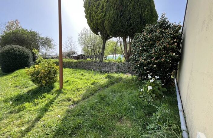 Maison en pierre de 4 pièces principales — photo 3