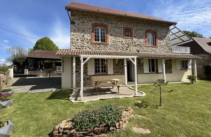 Maison en pierre de 4 pièces principales — photo 2