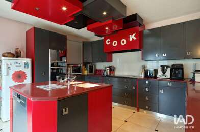 Maison 9 pièces 597400 €