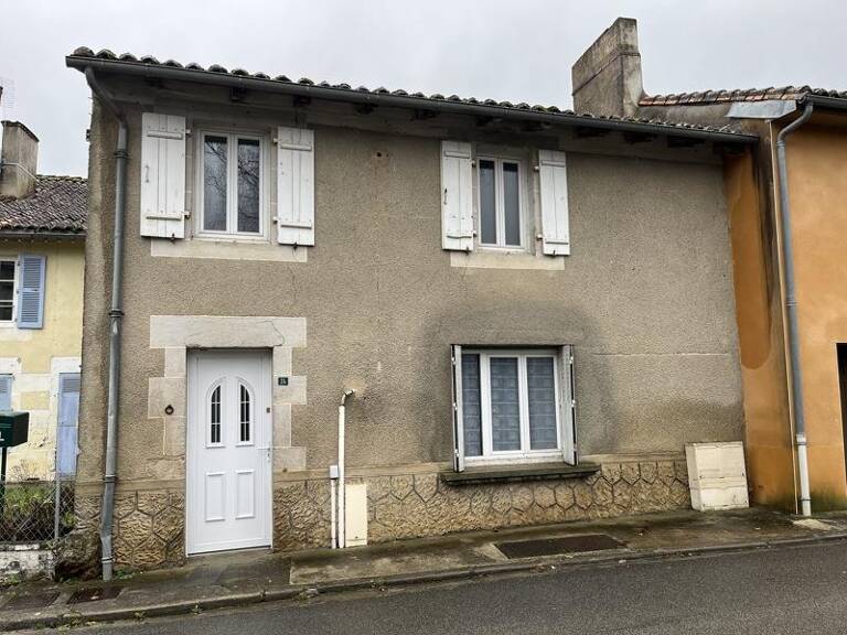Maison de bourg de 4 pièces principales — photo 1